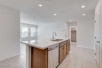 4924 Chidlaw Ave in Las Vegas, NV - Building Photo - Building Photo