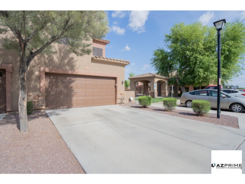 21655 N 36th Ave in Glendale, AZ - Building Photo