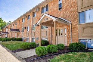 Continental Terrace in Bloomington, IN - Building Photo