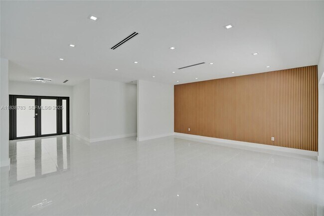 property at 1840 NE 199th St