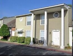 The Rio in Edinburg, TX - Foto de edificio - Building Photo