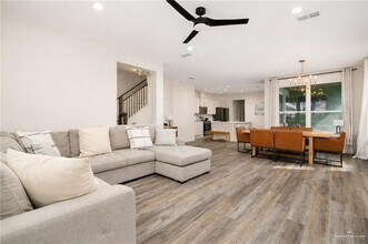 11 N 13th St in McAllen, TX - Building Photo - Building Photo