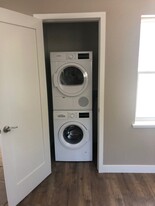 420 J St in Davis, CA - Building Photo