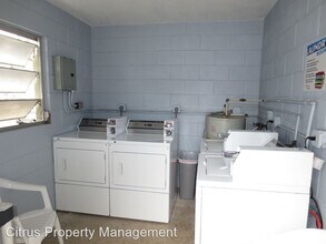 3022 Fairway Ln-Unit -Unit D in Orlando, FL - Building Photo - Building Photo
