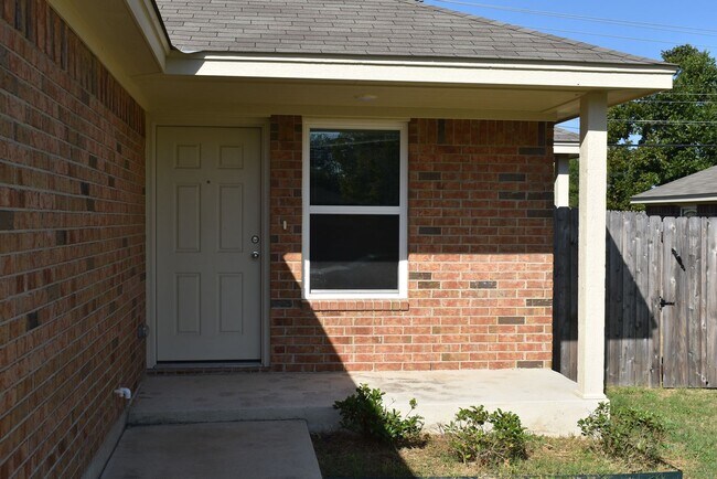 402 Bonnie Dr-Unit -B-STILL OCCUPIED BY RESIDENT in Harker Heights, TX - Building Photo - Building Photo