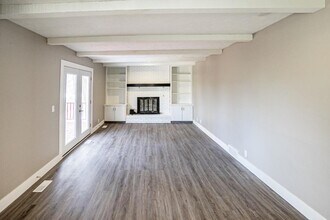 12713 Ridgeview Cir in Bellevue, NE - Building Photo - Building Photo