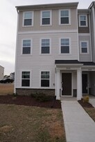 2626 Chert Ln in Raleigh, NC - Building Photo