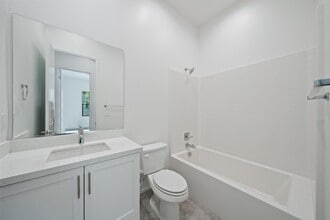 822 Francesca Dr in Walnut, CA - Building Photo - Building Photo