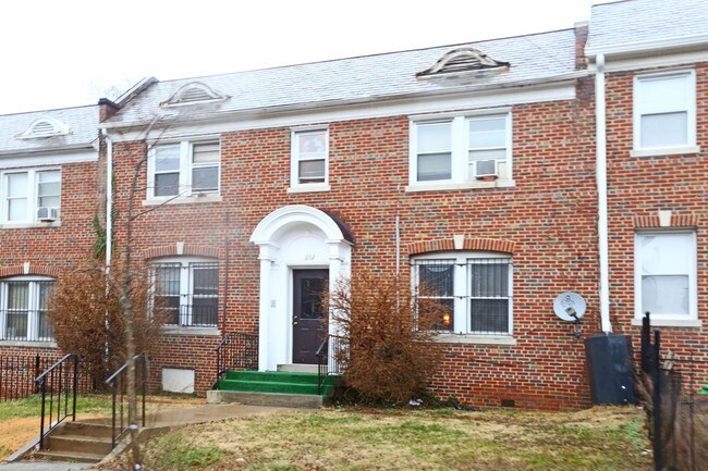 1262 Simms Pl NE in Washington, DC - Building Photo - Building Photo