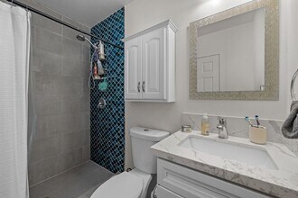 5675 Campanile Way in San Diego, CA - Building Photo - Building Photo