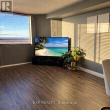 236 Albion Rd in Toronto, ON - Building Photo - Building Photo