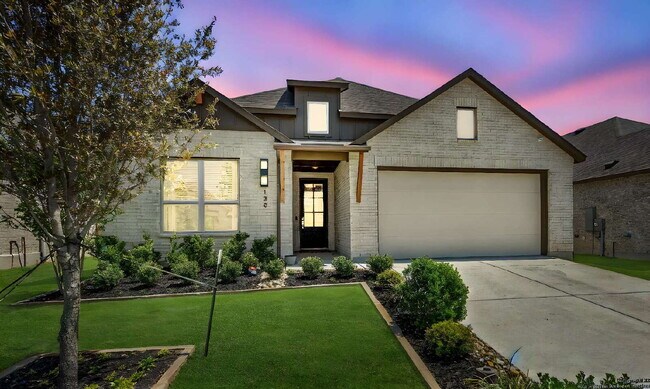 138 Red Oak in Castroville, TX - Building Photo - Building Photo