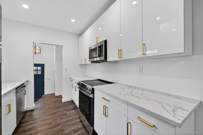 60 Jeanibo Rd in Monroe, NY - Building Photo - Building Photo