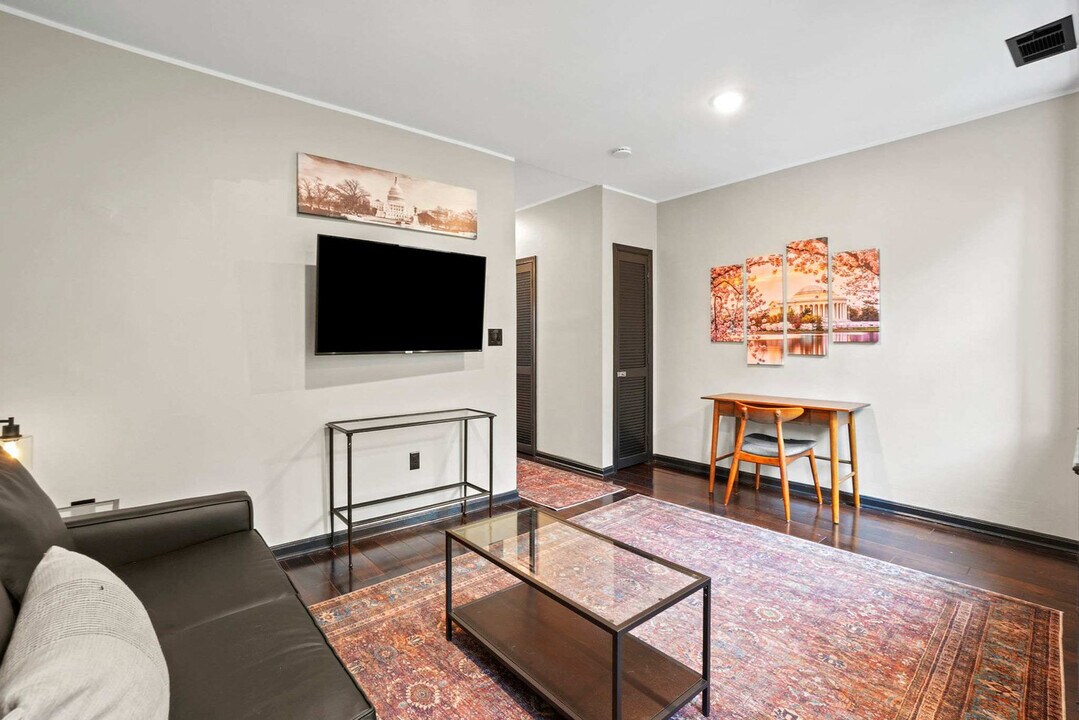 409 O St NW in Washington, DC - Building Photo