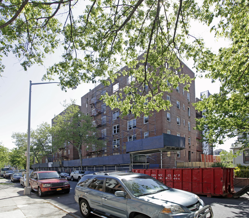 346 E 29th St in Brooklyn, NY - Building Photo