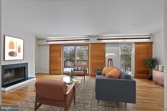 1644 Wainwright Dr in Reston, VA - Building Photo - Building Photo