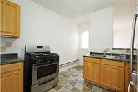 8456 S Wabash in Chicago, IL - Building Photo - Interior Photo