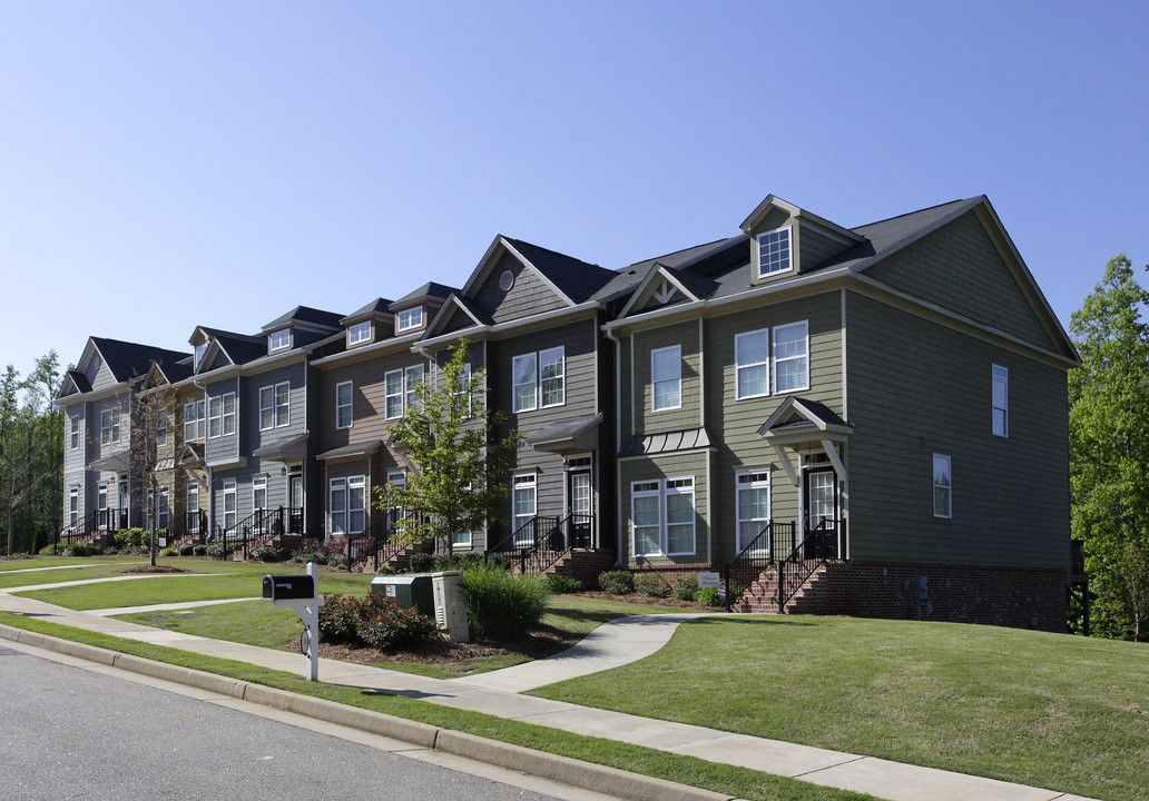 Kentucky Downs Townhomes in Newnan, GA - Building Photo