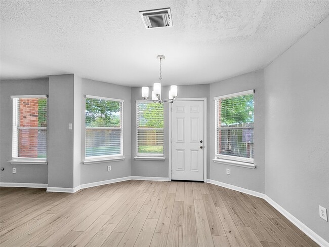8134 White Arbor Ct in Humble, TX - Foto de edificio - Building Photo