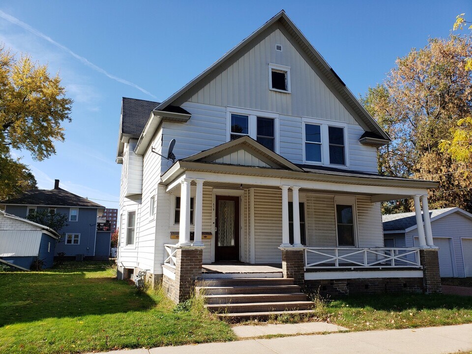 510 Prospect Ave in Wausau, WI - Building Photo