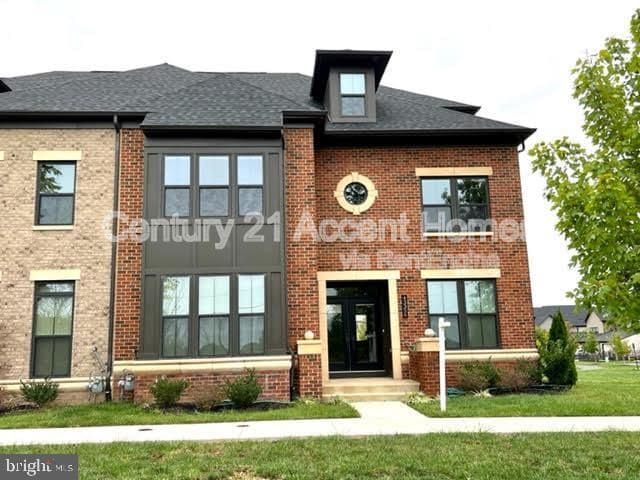 property at 43356 Dewey Sq
