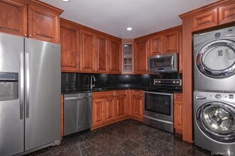 1314 Smithtown Ave in Bohemia, NY - Building Photo - Building Photo