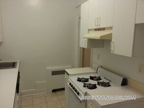 71 Kilsyth Rd in Boston, MA - Foto de edificio - Building Photo