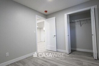 7812-7174 174 Ave NW in Edmonton, AB - Building Photo - Building Photo