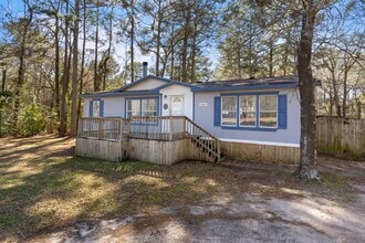 4460 Grand Oaks Dr in Willis, TX - Building Photo - Building Photo