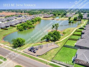 1013 NE 34th Terr in Moore, OK - Building Photo - Building Photo
