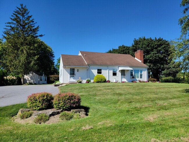 1525 Mill Rd in Lebanon, PA - Building Photo - Building Photo