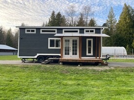 9600 116th St NE in Arlington, WA - Building Photo