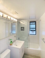 EAST 56 STREET in New York, NY - Building Photo - Building Photo