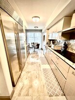 17275 Collins Ave in Sunny Isles Beach, FL - Building Photo