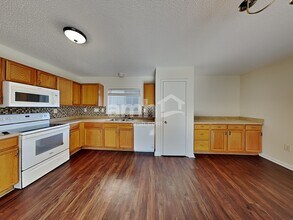 4426 Red Hook Rd in Monroe, NC - Foto de edificio - Building Photo