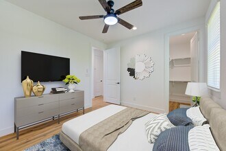 2710 Noble St in Houston, TX - Building Photo - Building Photo