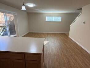 19225 24th Pl W in Lynnwood, WA - Building Photo - Building Photo