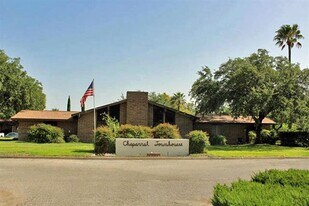 100 Royal Way Dr in Del Rio, TX - Building Photo