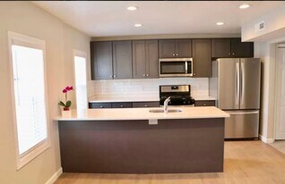 28 Morgan Ave in North Providence, RI - Building Photo