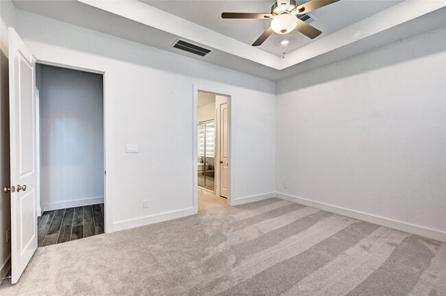 7302 New Pecan Dr in Fulshear, TX - Building Photo - Building Photo