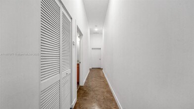 771 NW 1st St in Miami, FL - Building Photo - Building Photo