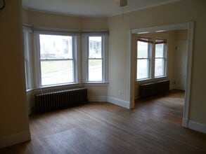 129 Grandview St, Unit 129 in Bennington, VT - Building Photo - Building Photo