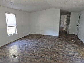 507 1/2 Tidal St in Burkburnett, TX - Building Photo - Building Photo