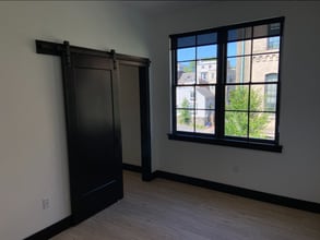 41 Larry Holmes Dr in Easton, PA - Building Photo - Building Photo
