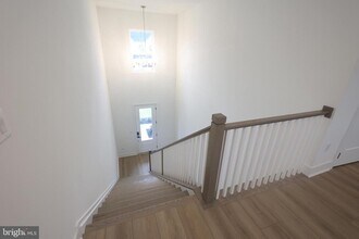 4 Cherry Ln in West Windsor Township, NJ - Building Photo - Building Photo