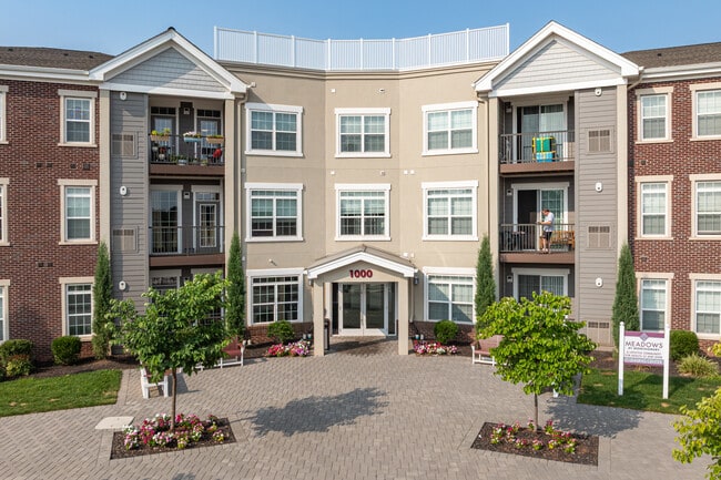 Meadows at Montgomery in Belle Mead, NJ - Foto de edificio - Building Photo