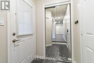 703 Rayner Ct in Milton, ON - Building Photo - Building Photo