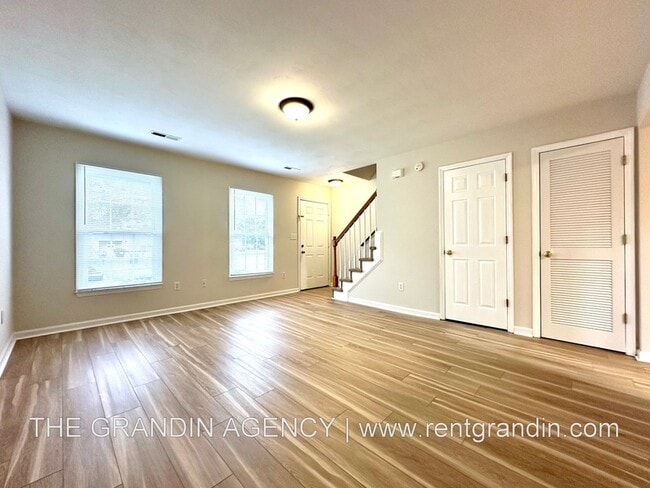 102 Lakehurst Ave in Salem, VA - Building Photo - Building Photo