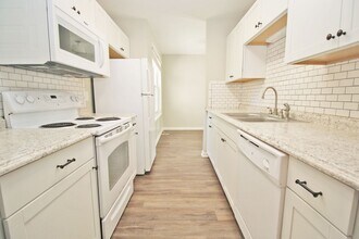 1150 Olympia Ave in Columbia, SC - Building Photo - Building Photo