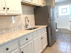 7300 S 78th Ave in Bridgeview, IL - Building Photo - Building Photo